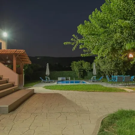 The Beauty Пастида